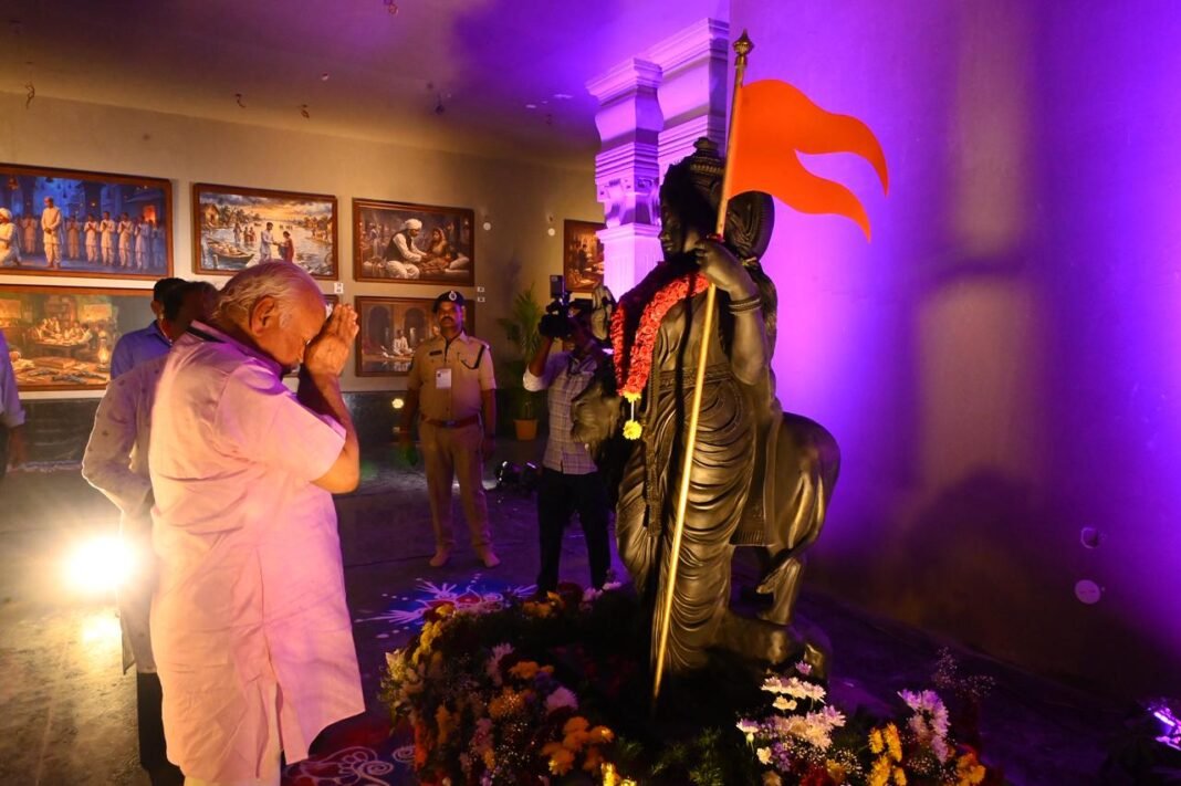 केशव स्फूर्ति मंदिर; राष्ट्रीय स्वयंसेवक संघ के संस्थापक डॉ. केशव बलिराम हेडगेवार जी के पूर्वजों के गांव कंदकुर्ति (तेलंगाना) में श्री केशव स्फूर्ति मंदिर;Sri Keshav Sphoorti Mandir, Kandakurthi; आरएसएस; RSS