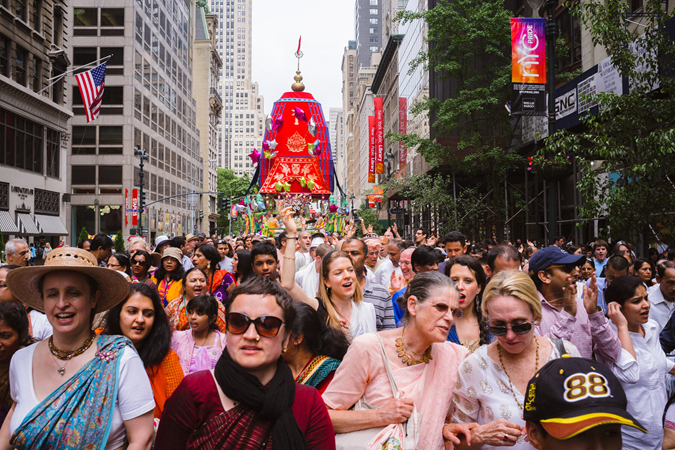 Hinduism: हिन्दू बच्चों का धार्मिक भविष्य कैसे बचाएं?